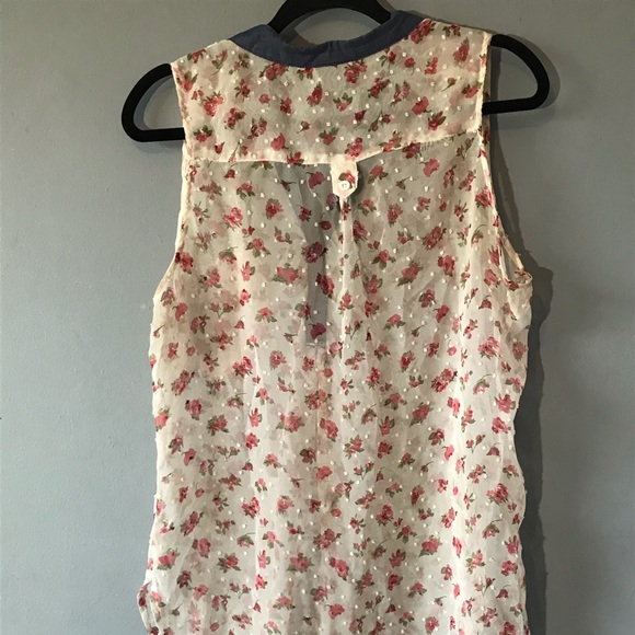 Cute Spring floral sheer shirt size Large - Picture 5 of 6